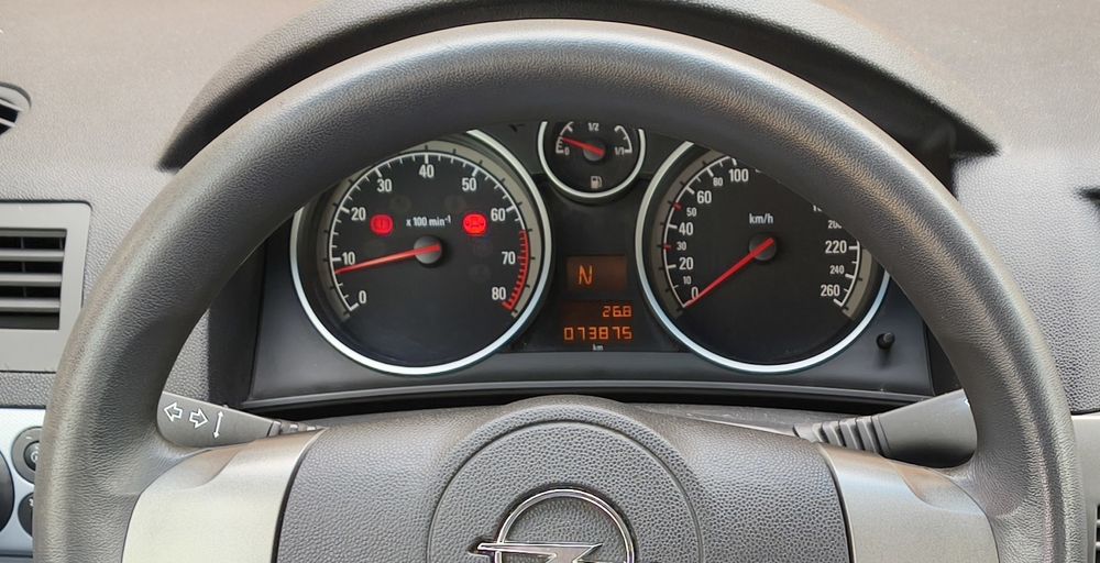 Opel Astra H 1.6 105CP 74.000 km Benzina - Cutie automata / Easytronic