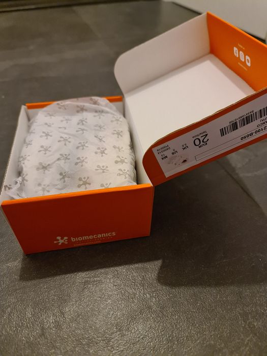 Обувки за прохождане Biomecanics 20 номер