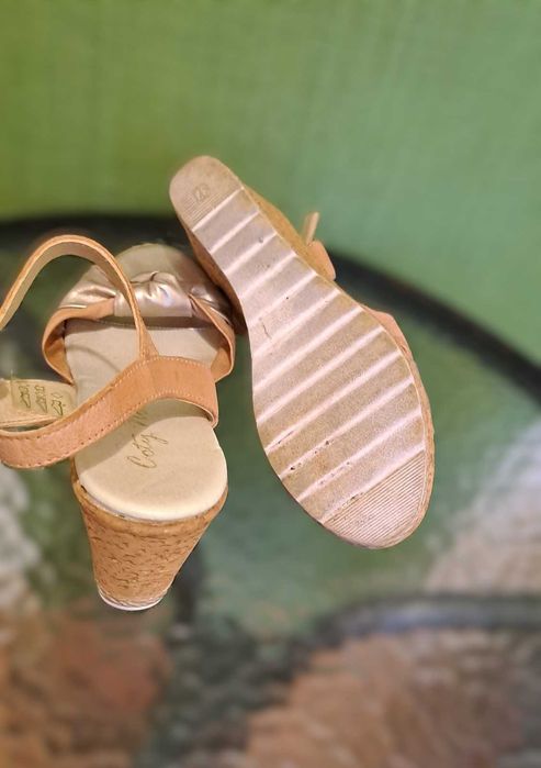 Sandale cu platformă din piele, mărimea 37, Coty Noir