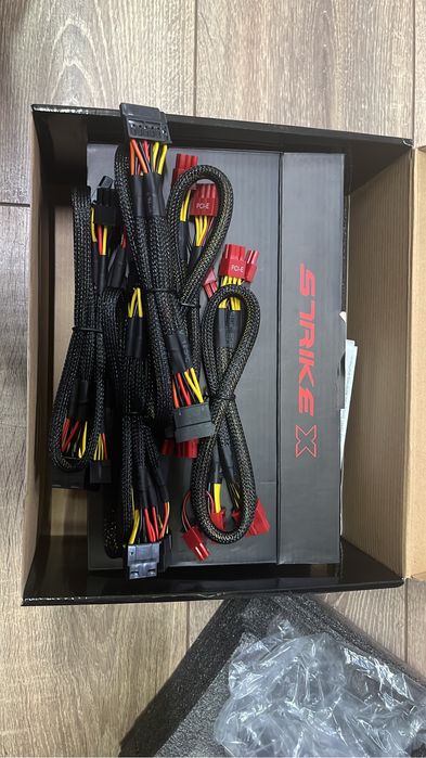 БП Aerocool strike x