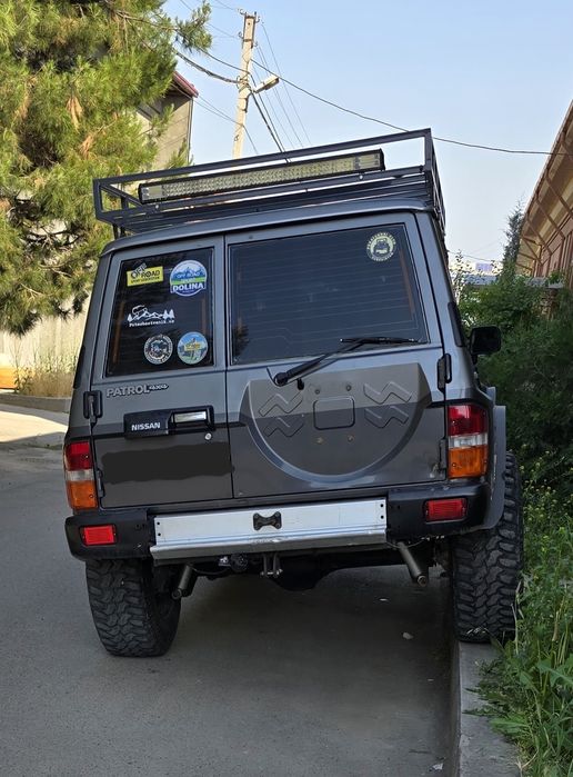 Nissan Patrol Y60
