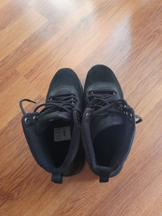 Nike Manoadome маратонки 40 номер.