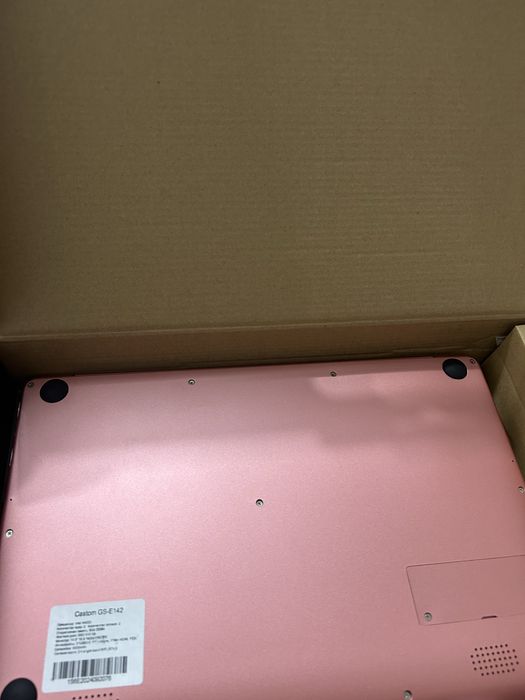 Ноутбук Castom 14