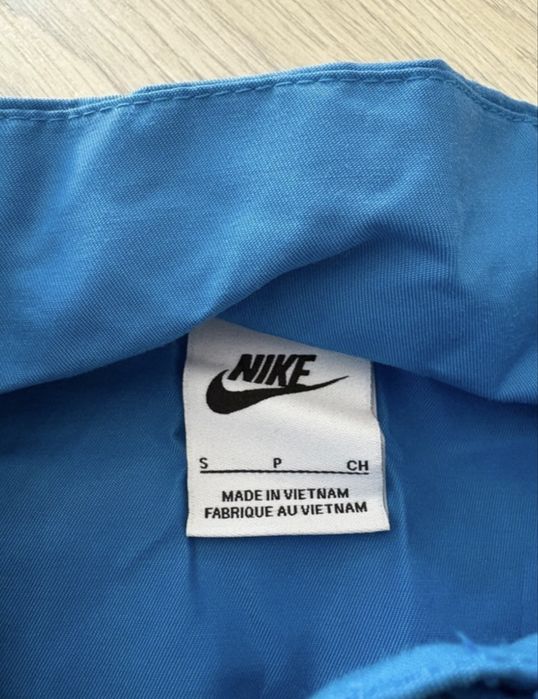 Geaca anti-vant