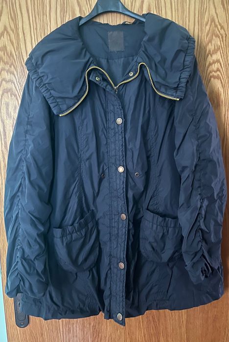 Дамско яке с яка