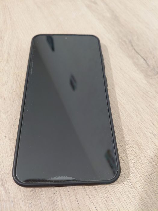 Samsung S25 - нов