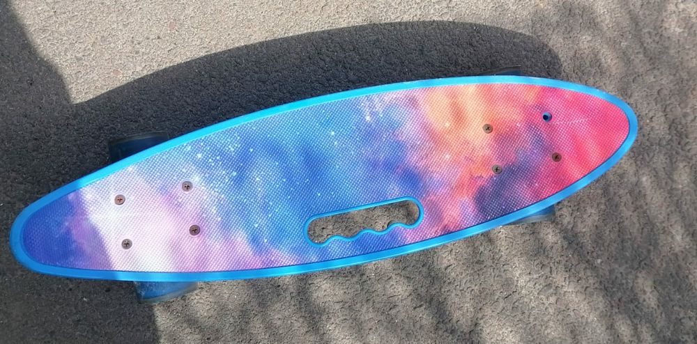 Продам скейт б/у