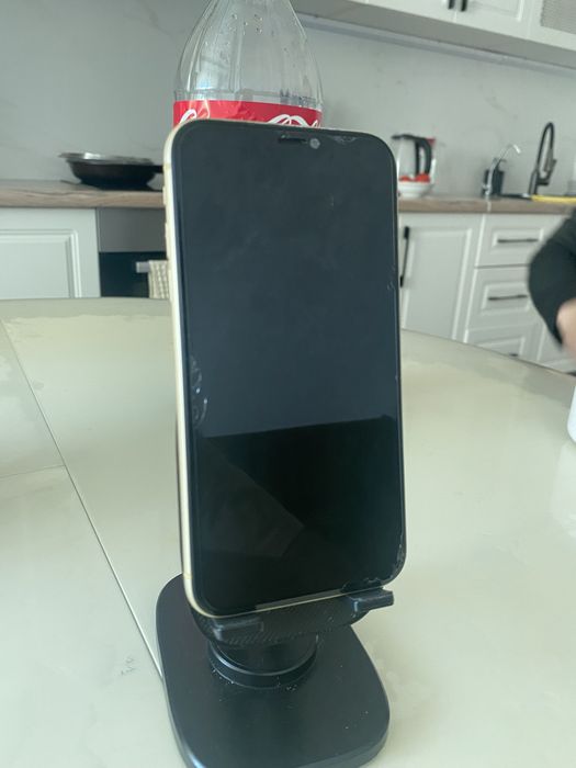 Продам iPhone Xr 64gb
