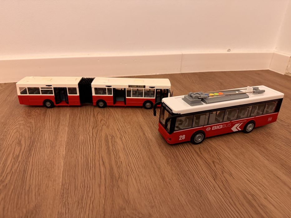Autobuz si troleu