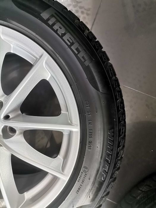 Зимен К-т 17" BMW Джанти 618 Гуми Pirelli Датчици БМВ G30 G31 G32 G11