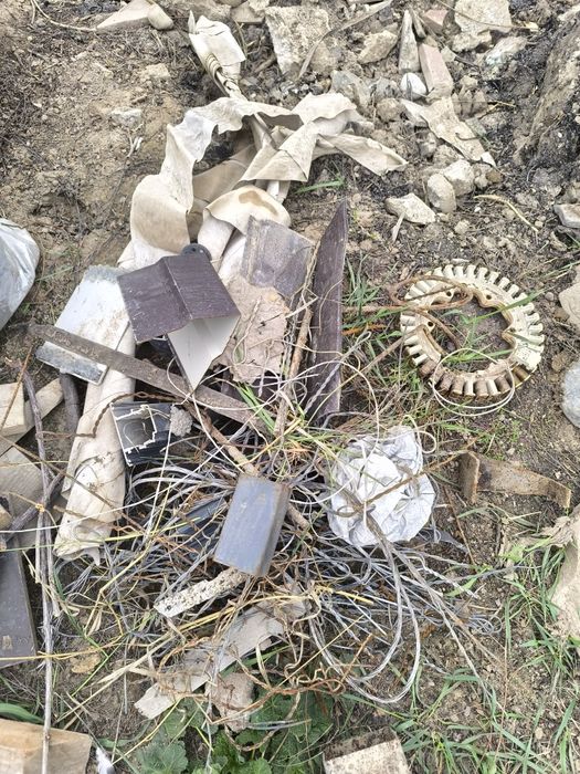 Отдам красный плитняк