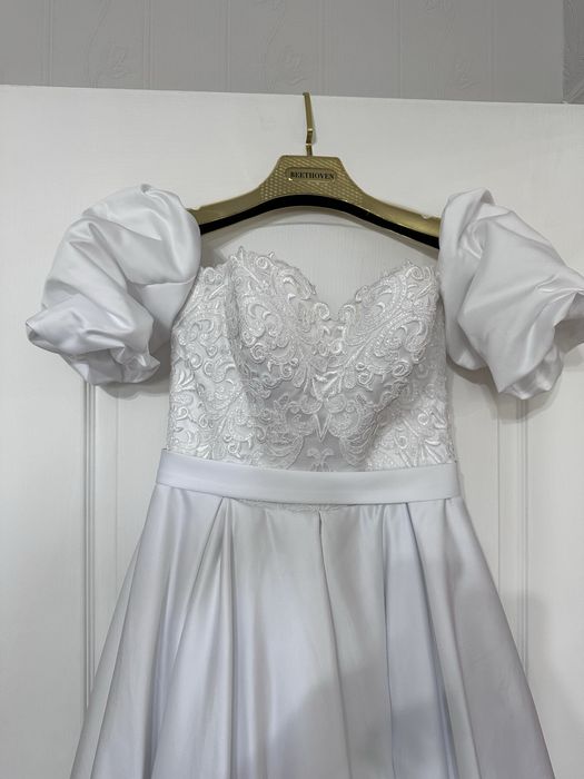 Распродажа, свадебное платье