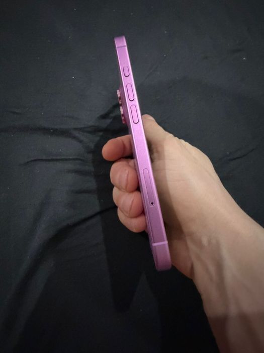 Iphone 16 roz ca nou baterie 100% garantie pana la 1 octombrie 2026