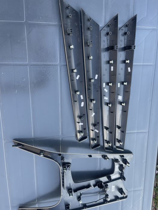 Set consola si trimuri usi bmw f25 2017