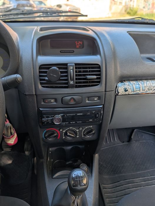 Vând Renault Clio