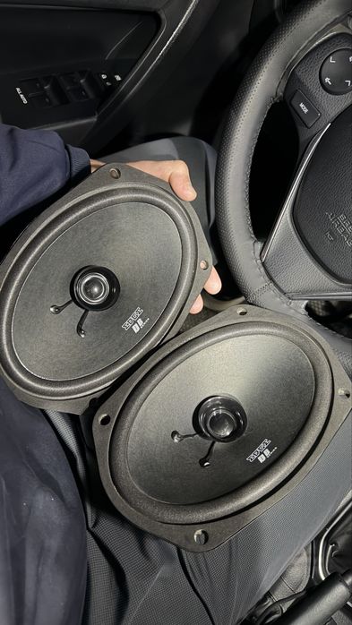 Продам динамик 6x9 в хорошем состояний