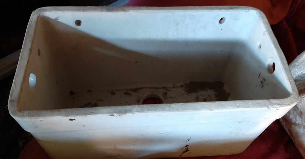 Бачок для унитаза