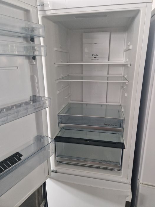 Хладилник с фризер Gorenje A++ No Frost
