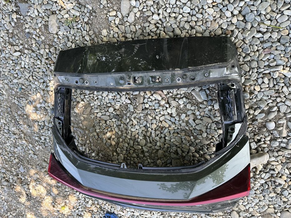 Hayon.stop lexus ux