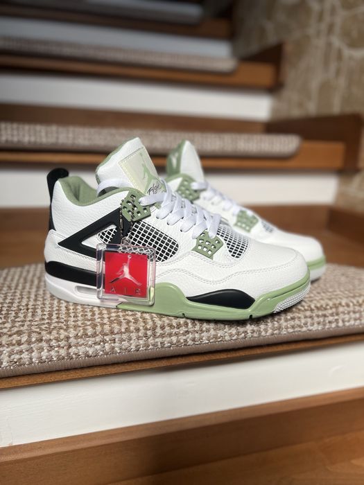 Air Jordan 4 Olive Green