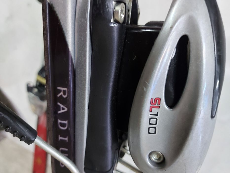 Карбонови ски много запазени