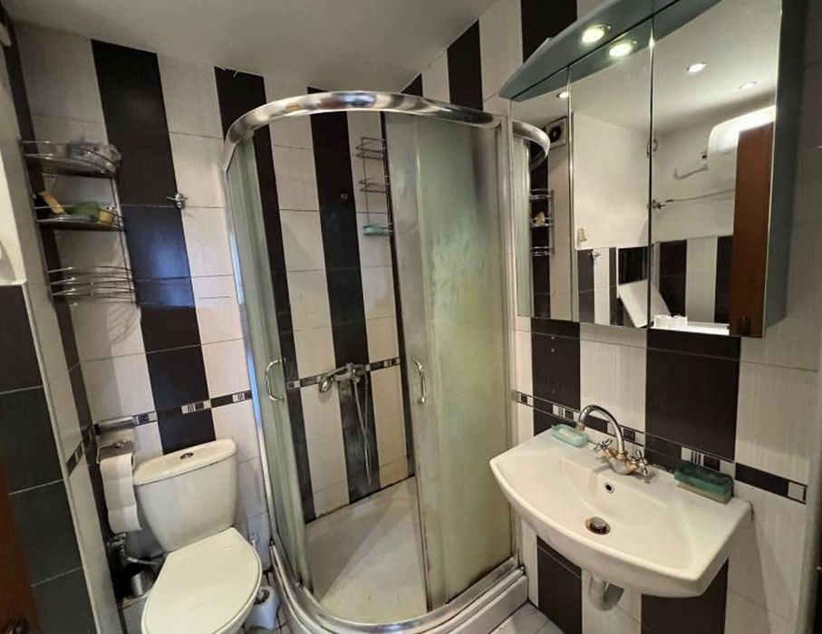 Тристаен апартамент в ж.к. Студентски град.