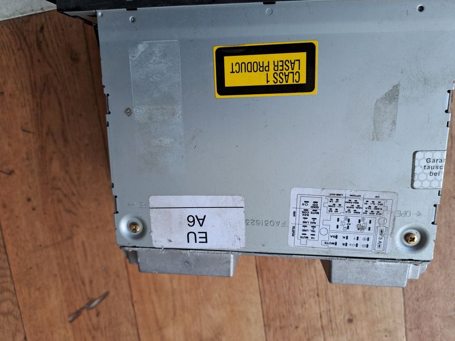 Оригиналено радио  Audi A3/A4 /A6/A8