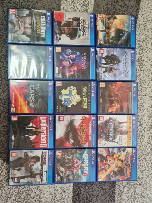 Pachet PS 4 + 100 jocuri