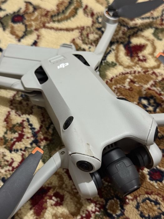 Дрон dji mini 4 pro