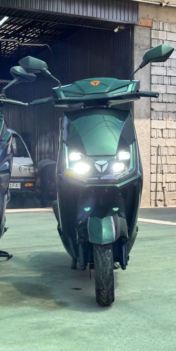 Yadea T5 qora kafolatlangan