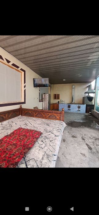 Dacha sotiladi orta saroyda uy sotiladi