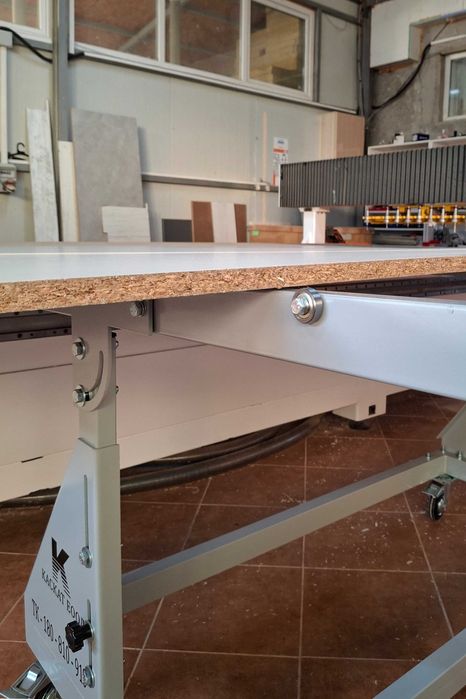 Количка за ПДЧ и МДФ плоскости , транспорт и зареждане на машини .