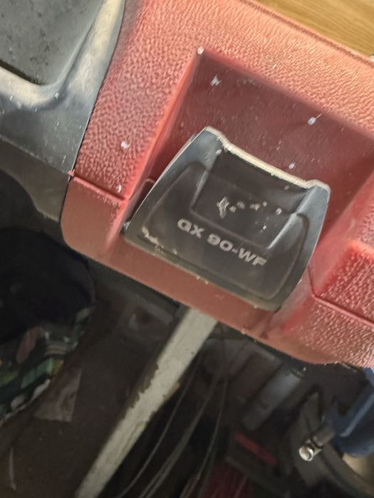 Cutie, geanta Hilti gx90wf cu 2 acumulatori si incarcator