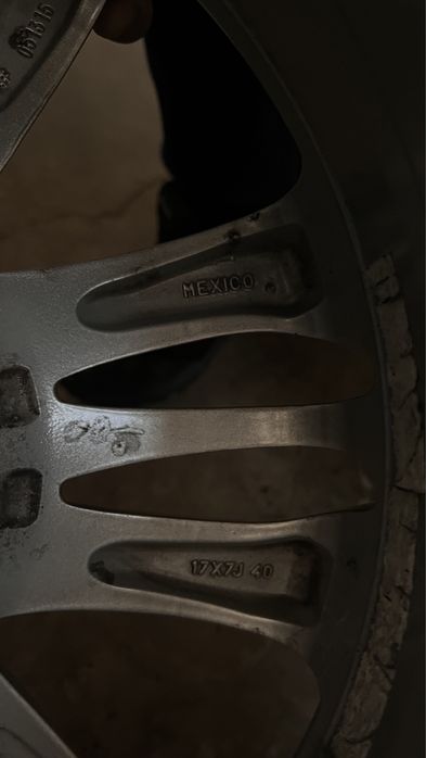 Продам диски на Камри 17 (комплект)