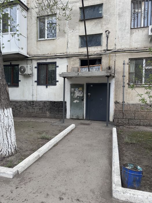 Продам 1 ком квартиру Есет батыра 164