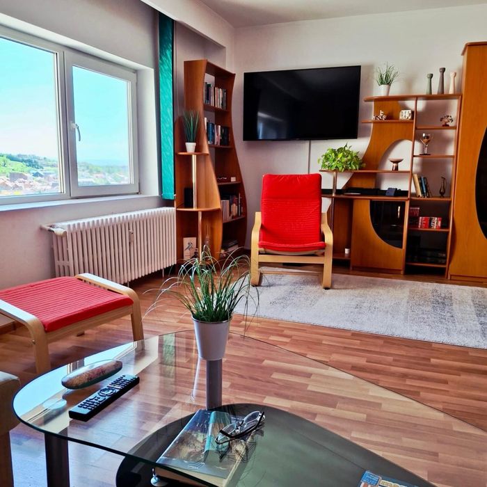 Proprietar vand apartament cu 4 camere