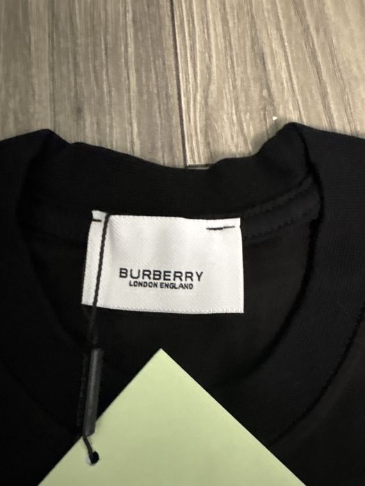 Tricou BURBERRY Negru Nou S