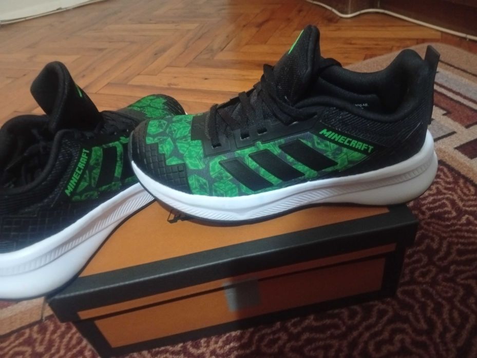 Дамски маратонки adidas MINECRAFT