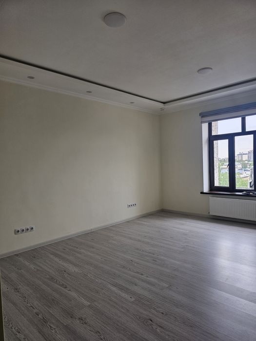 Сдаеться в аренду, не жилое помощение, под офис.