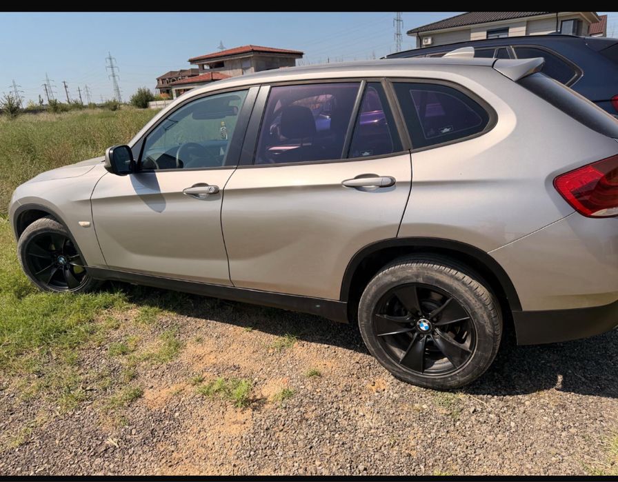 BMW X1 2015 — imagine 2