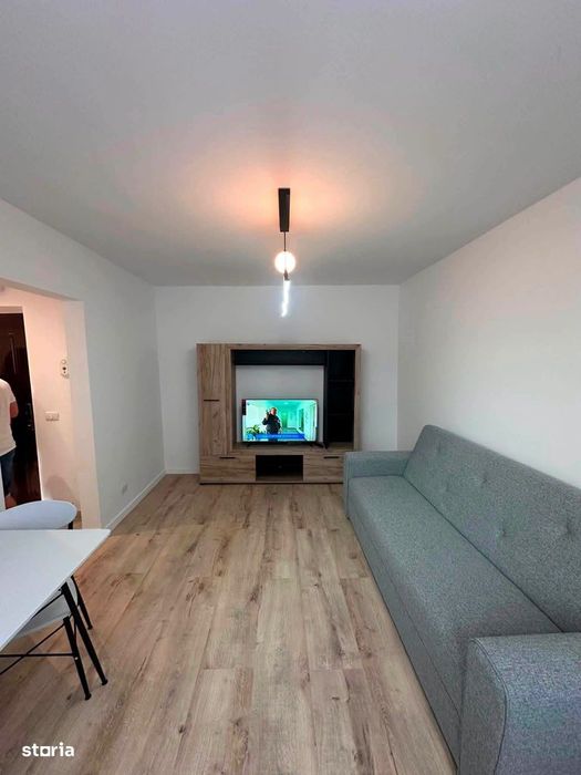 De inchiriat apartament cu 2 camere si balcon, renovat, etajul 2
