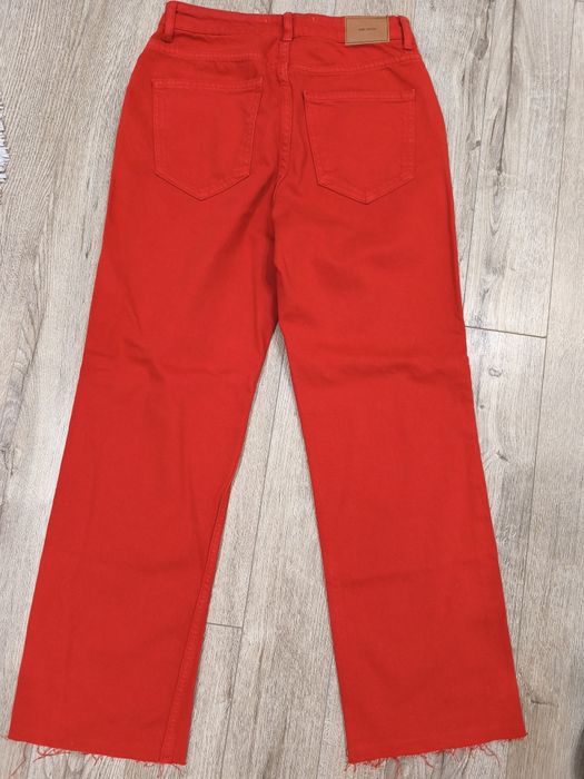 Червени дънки ZARA