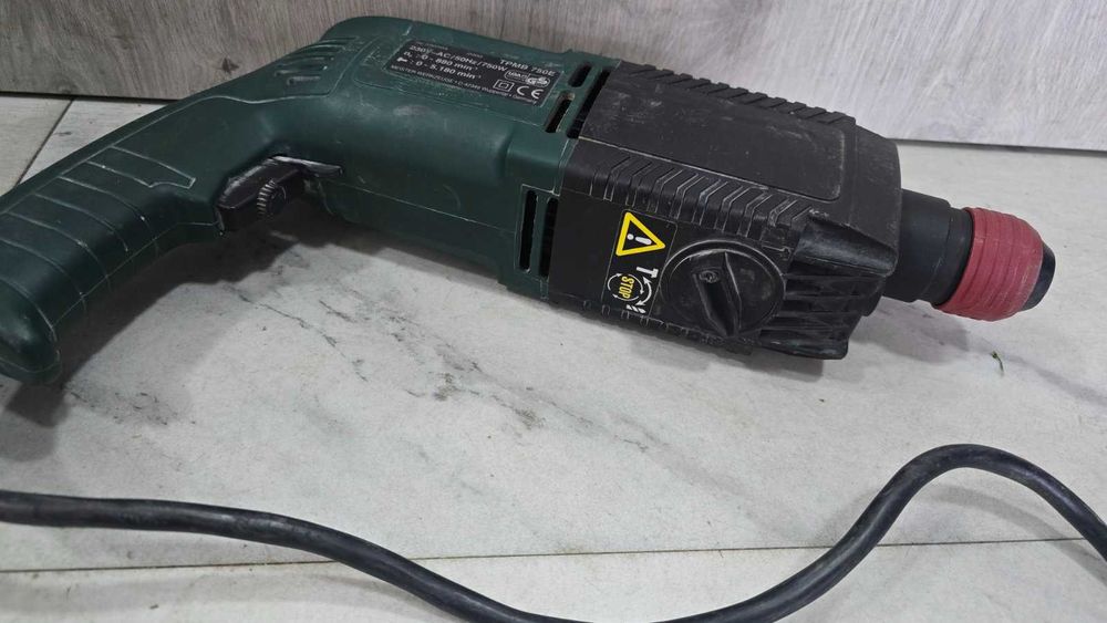 Ударна Бормашина TOP CRAFT 750E
