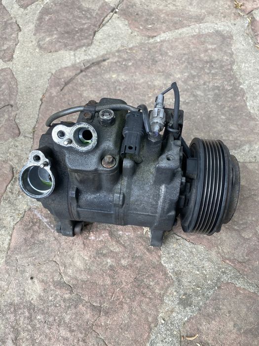 Климатичен компресор BMW N47D20 f30,f31,f20,f21,е90 318d,320d,120d