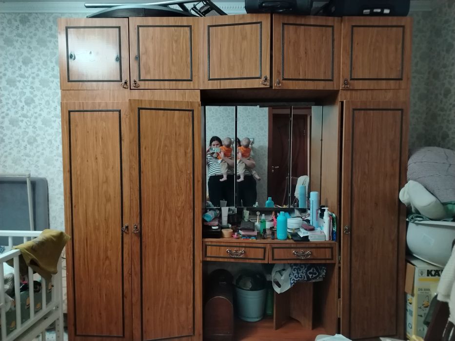 Стенка в спальню