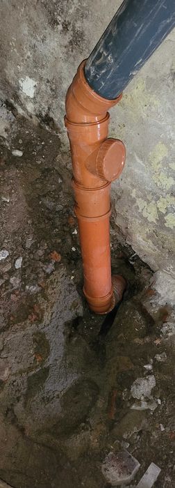 Спешен авариен ремонт на канализация и ревизионни шахти в София