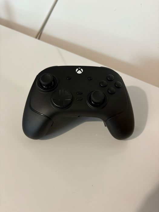 Controller Xbox Razer Wolverine v3
