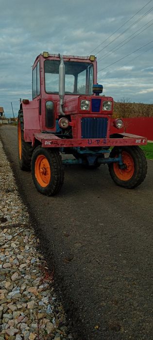 Tractor 650 in perfecta stare de funcționare