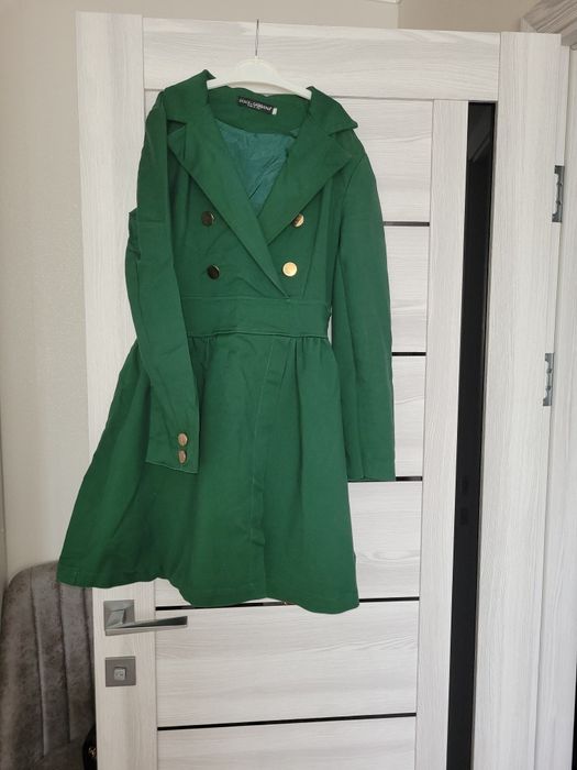 Продам платья вечерние