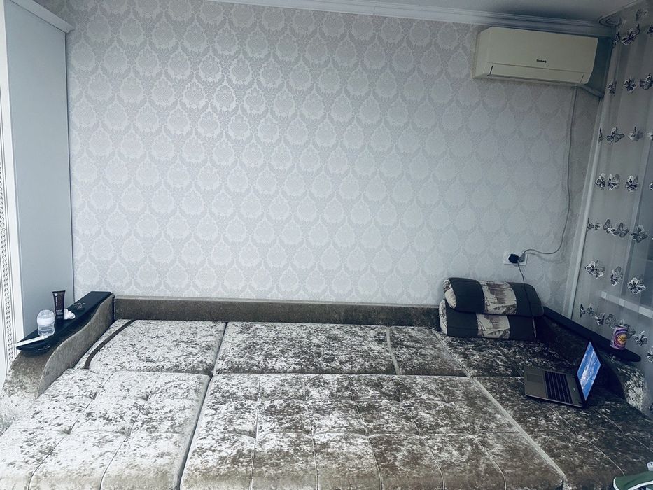 Продам диван в отличном состоянии
